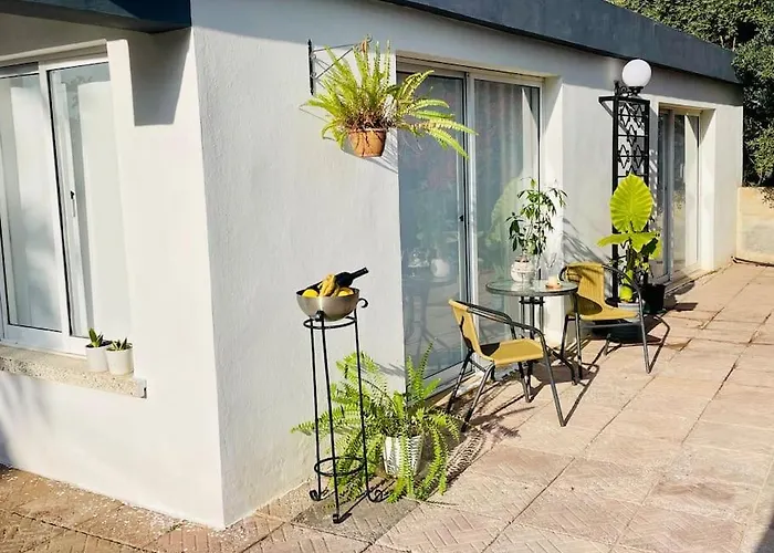 Green Garden Guest House